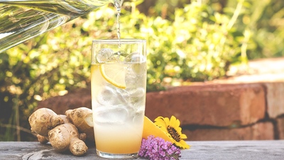 Zázvorová limonáda s citrónem